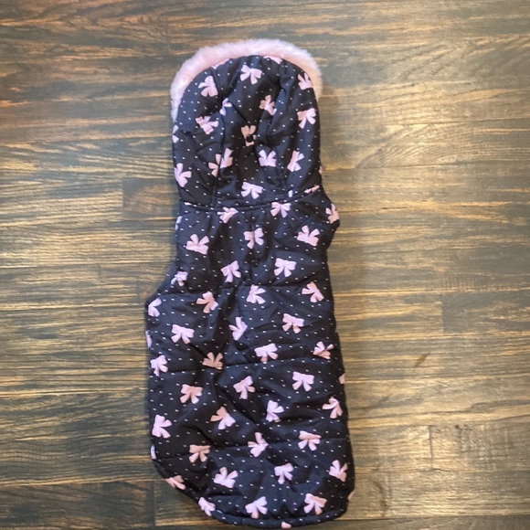 🐾🦴HOST PICK🦴🐾FEMALE DOG WINTER COAT PINK/BLACK VELCRO, LEASH SNAP (NO LEASH) - Picture 4 of 9